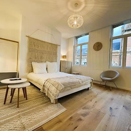 Spacious & Luxuary Studio Ам'єн Екстер'єр фото