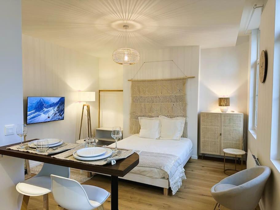 Spacious & Luxuary Studio Ам'єн Екстер'єр фото