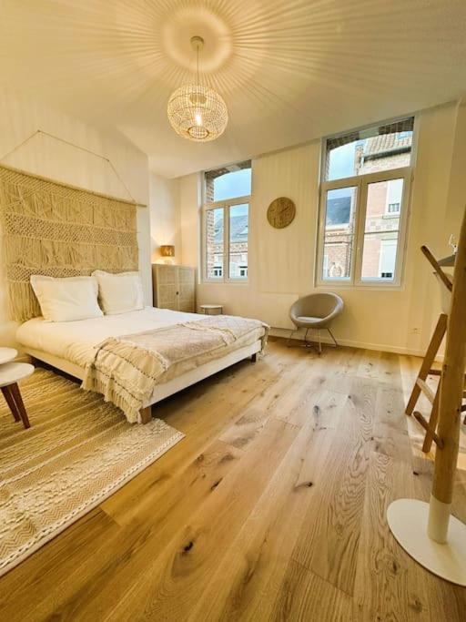 Spacious & Luxuary Studio Ам'єн Екстер'єр фото