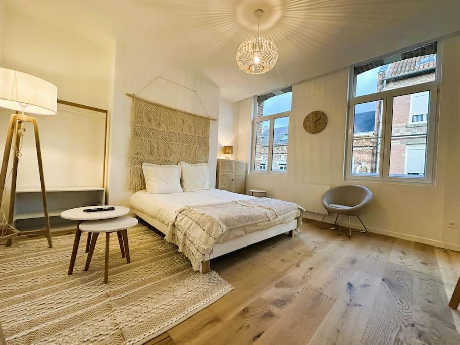 Spacious & Luxuary Studio Ам'єн Екстер'єр фото